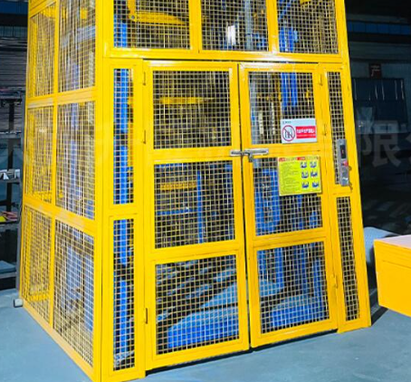 鹿邑货梯可以安装在室外吗